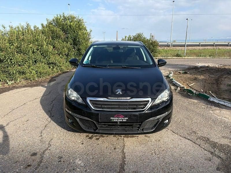 Usado Peugeot 308 SW Active 130 CV (95 kW) 2016 Negro Familiar