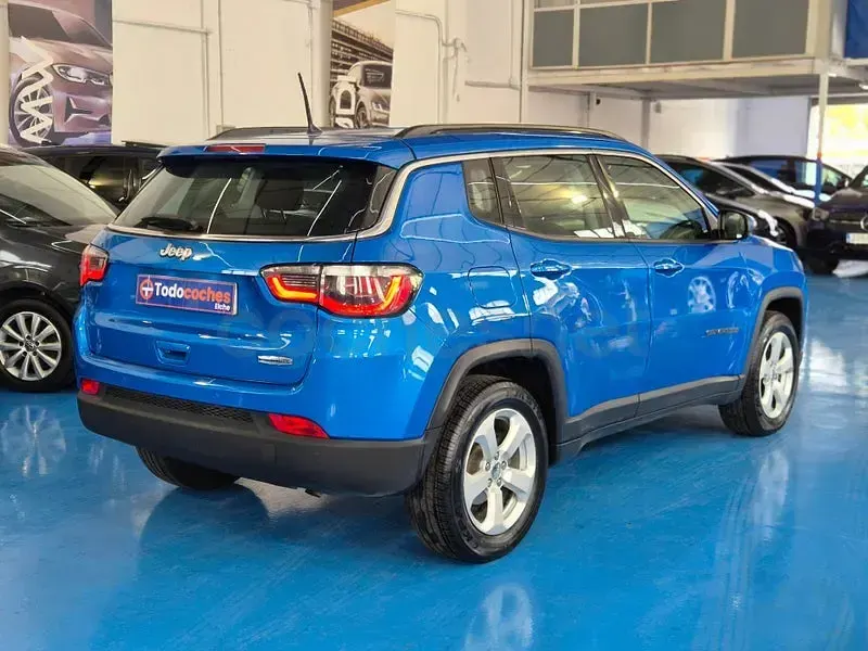 Usado Jeep Compass Longitude 120 CV (88 kW) 2018 Azul SUV