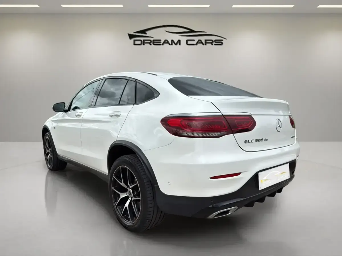Usado Mercedes GLC300 306 CV (225 kW) 2021 Blanco SUV