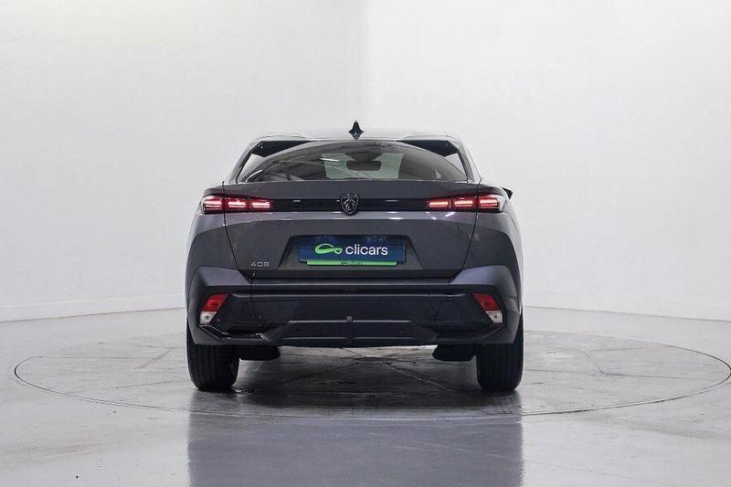 Usado Peugeot 408 Allure 136 CV (100 kW) 2025 Gris / plata SUV