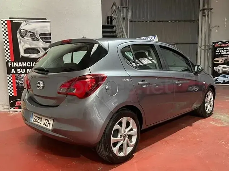 Usado Opel Corsa Selective 90 CV (66 kW) 2017 Gris / plata Utilitario