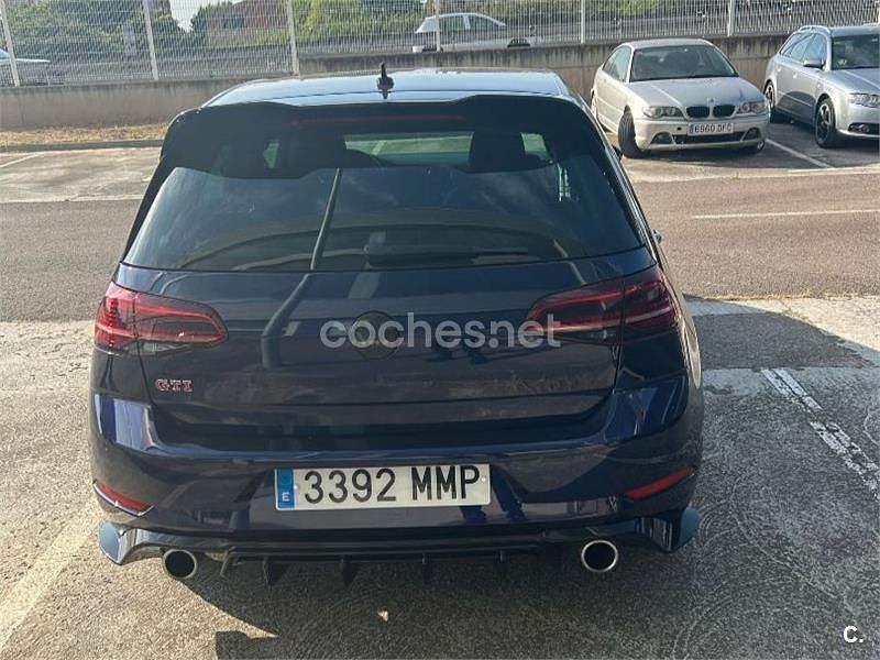Usado VW Golf VII GTI 245 CV (180 kW) 2019 Azul Berlina