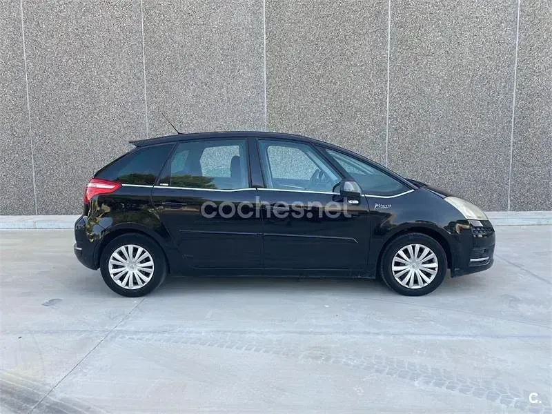 Usado Citroën C4 Picasso Exclusive 110 CV (80 kW) 2008 Negro Monovolumen
