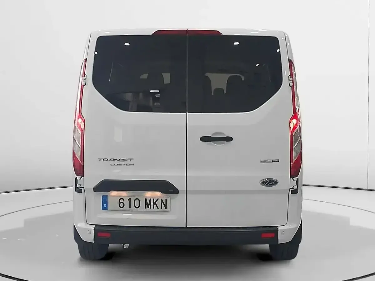 Usado Ford Transit Custom Trend 150 CV (110 kW) 2023 Blanco Familiar