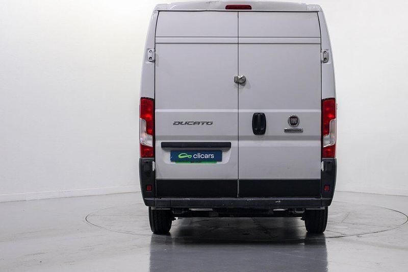 Usado Fiat Ducato 140 CV (102 kW) 2022 Blanco Van