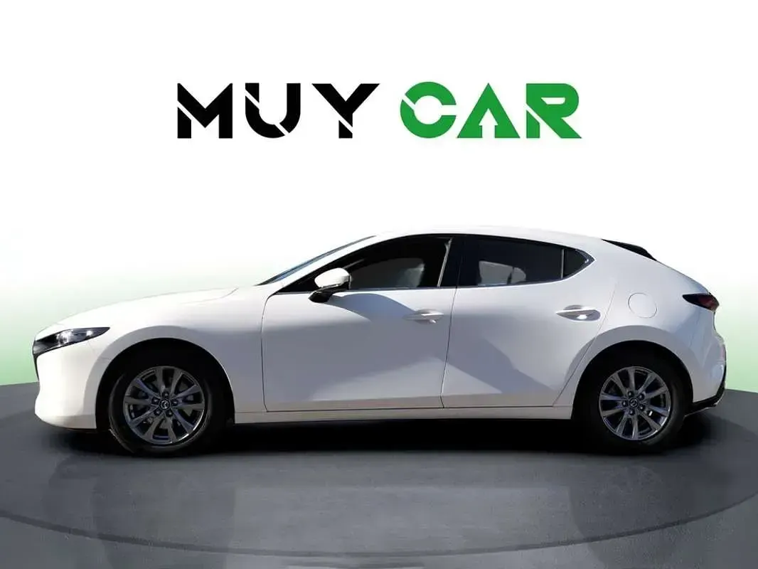 Usado Mazda 3 Prime-Line 140 CV (102 kW) 2025 Blanco Utilitario
