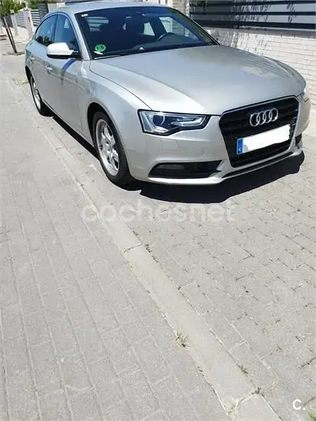 Usado Audi A5 Sportback Advanced 190 CV (139 kW) 2015 Gris / plata Utilitario