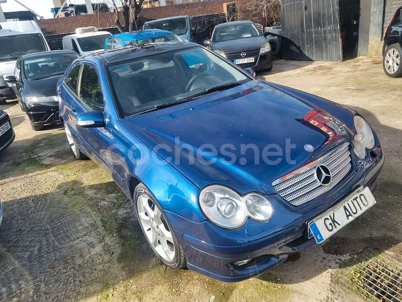 Azul Usado 2007 Mercedes C180 Sport Edition Berlina | 4999 € (Buen precio) - Imagen 1/4