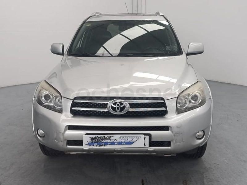 Usado Toyota RAV4 Premium 177 CV (130 kW) 2006 Gris / plata SUV