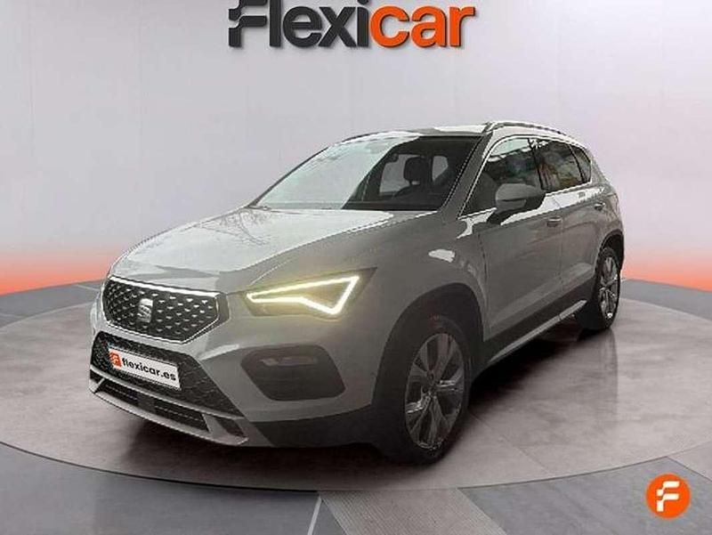 Usado Seat Ateca Style 150 CV (110 kW) 2021 Blanco SUV