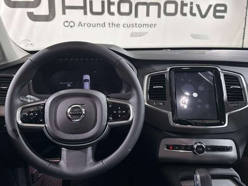 Usado Volvo XC90 Core 250 CV (183 kW) 2024 Gris SUV