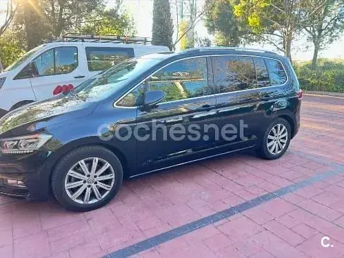 Usado VW Touran Sportline 190 CV (139 kW) 2016 Negro Monovolumen