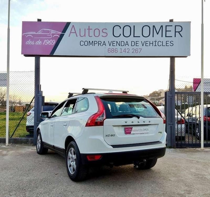 Usado Volvo XC60 Momentum 163 CV (119 kW) 2011 Blanco SUV
