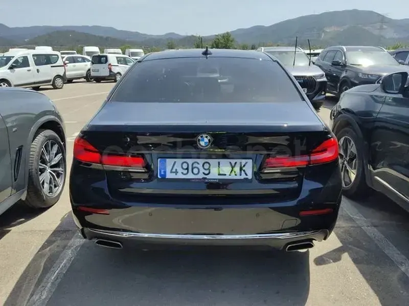 Usado BMW 530 286 CV (210 kW) 2022 Negro Berlina