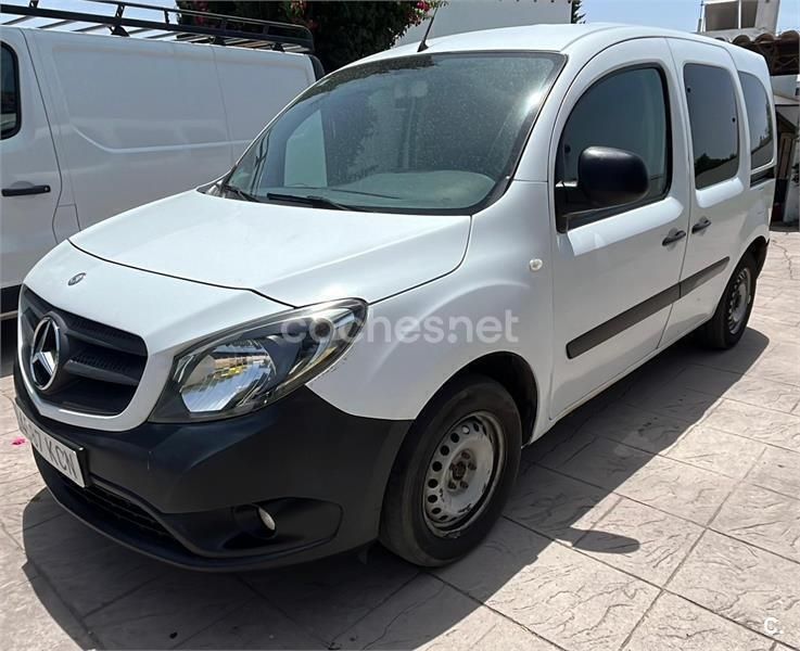 Blanco Usado 2017 Mercedes Citan 109 Familiar | 7900 € (Precio justo) - Imagen 1/4