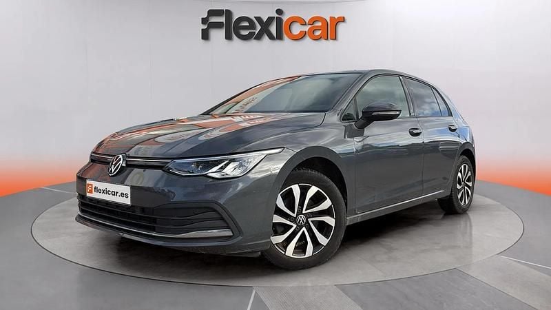 Usado VW Golf VIII 116 CV (85 kW) 2021 Gris Familiar