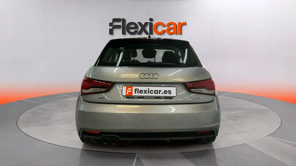 Usado Audi A1 Sportback Design 125 CV (91 kW) 2018 Gris Utilitario