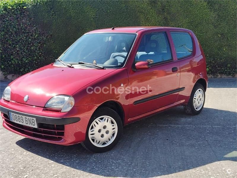 Granate Usado 2001 Fiat Seicento Utilitario | 2500 € - Imagen 1/4