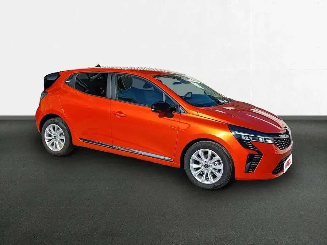 Usado Renault Clio Evolution 91 CV (66 kW) 2024 Naranja Utilitario