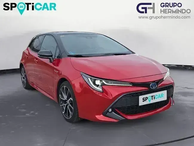 Käytetty Toyota Corolla 180 HP (132 kW) 2019 Punainen Sedan