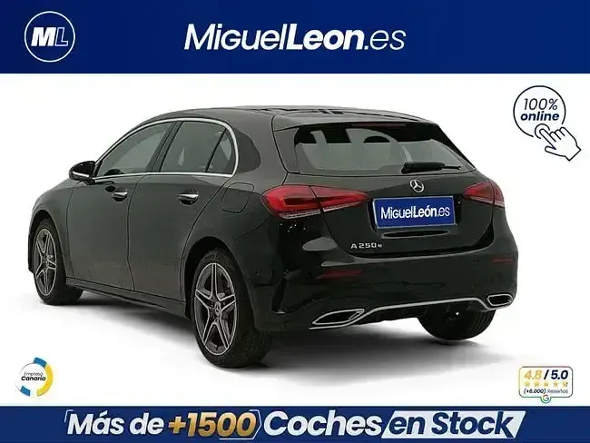 Używany Mercedes A250 218 KM (160 kW) 2023 Czarny Sedan/Limuzyna