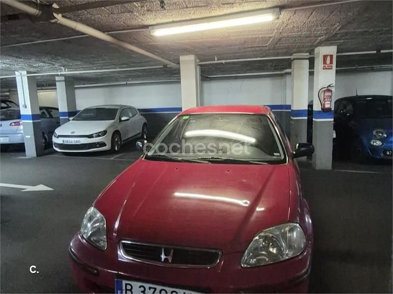 Usado Honda Civic LS 114 CV (83 kW) 1998 Rojo Berlina