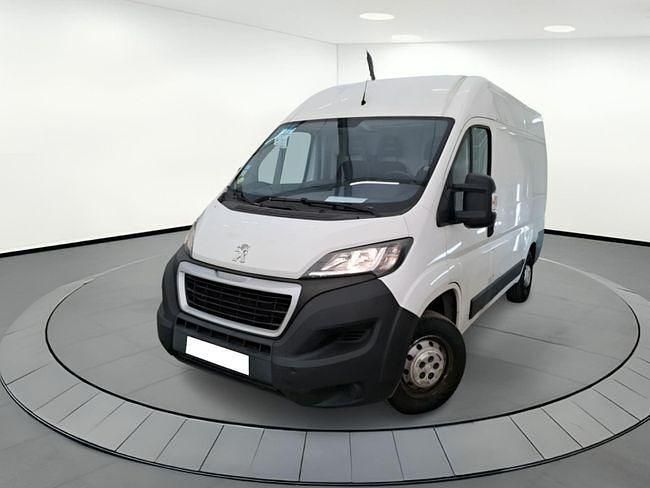 Blanco Usado 2019 Peugeot Boxer Premium Van | 17.790 € (Un poco caro) - Imagen 1/4