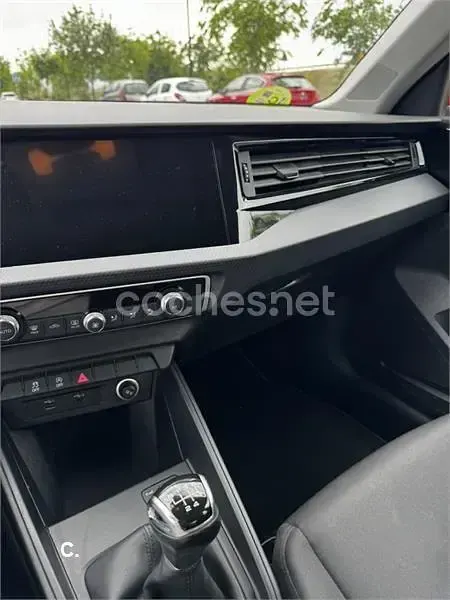 Usado Audi A1 Sportback 95 CV (69 kW) 2019 Rojo Utilitario