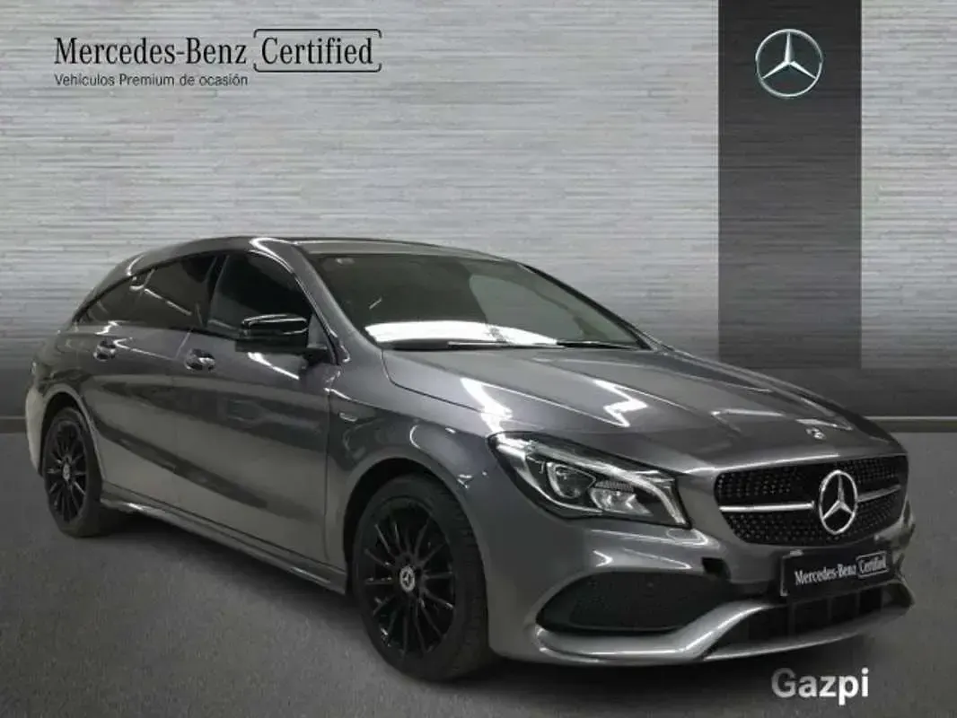 Usado Mercedes CLA200 AMG line 136 CV (100 kW) 2019 Familiar