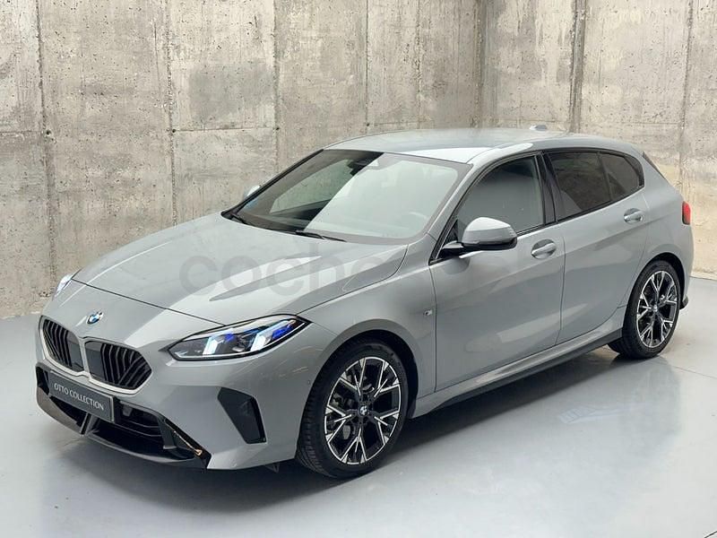 Usado BMW 120 Comfort Edition 170 CV (125 kW) 2025 Gris / plata Utilitario