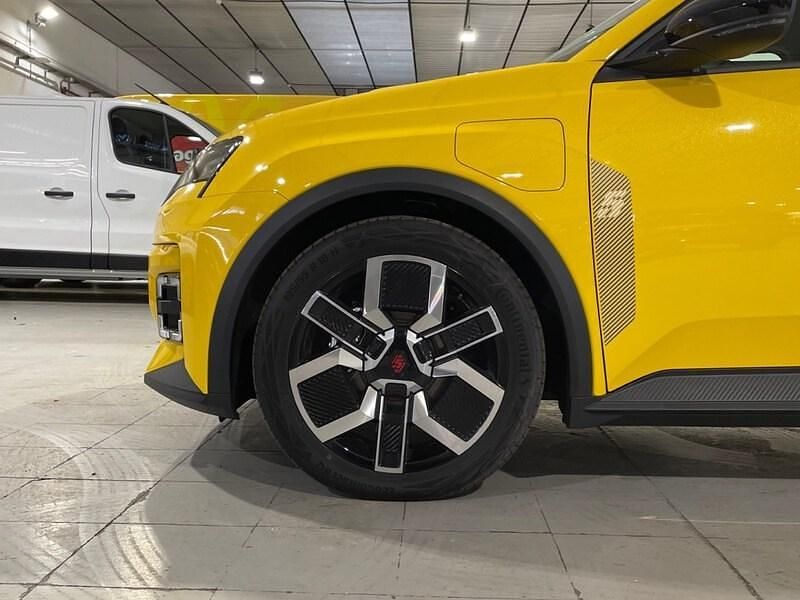 Nuevo Renault R5 Techno 110 kW (150 CV) 2025 Amarillo Utilitario