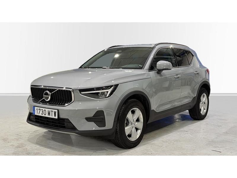 Gris Usado 2024 Volvo XC40 SUV | 33.900 € (Precio justo) - Imagen 1/4