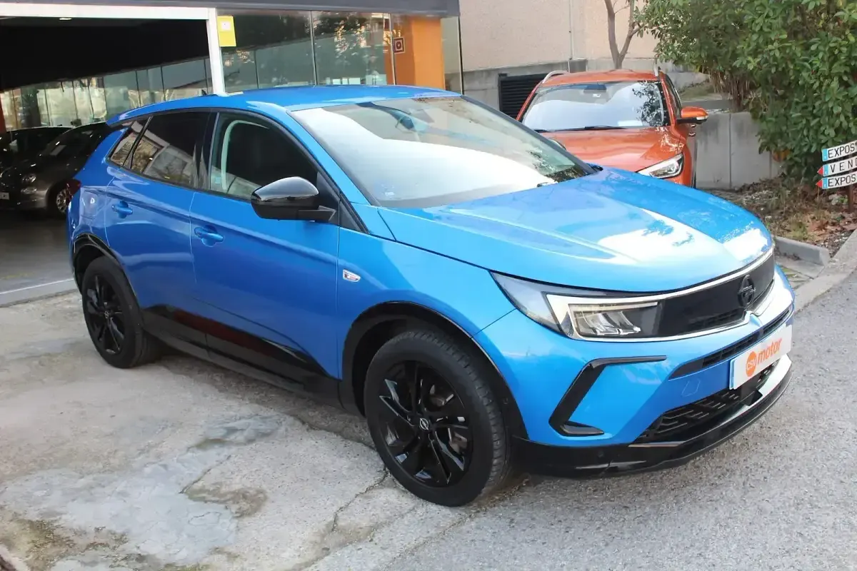 Usado Opel Grandland X 226 CV (166 kW) 2023 Azul SUV