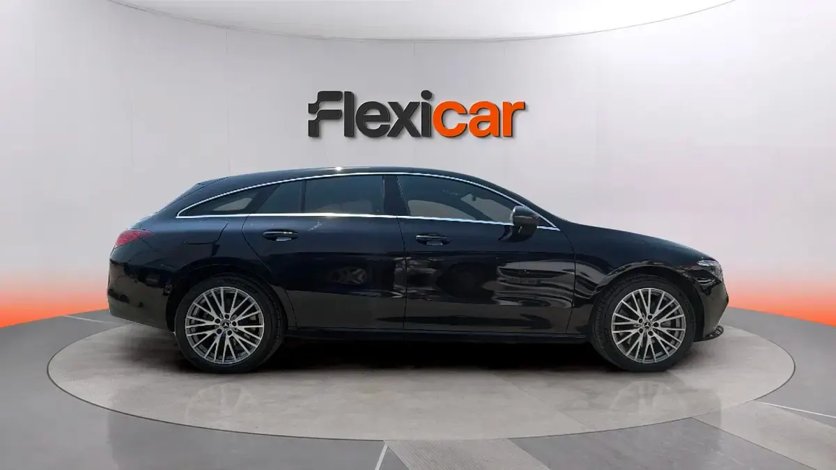 Usado Mercedes CLA250e Shooting Brake 218 CV (160 kW) 2023 Negro Familiar