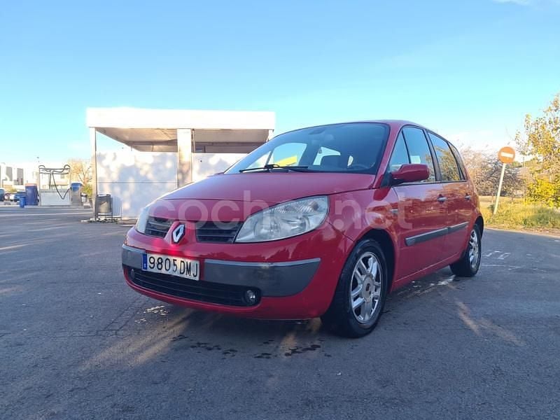 Rojo Usado 2005 Renault Scénic II Dynamique Monovolumen | 2300 € (Buen precio) - Imagen 1/4