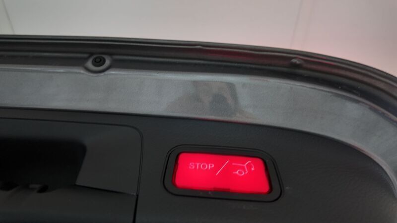 Gris Usado 2022 Mercedes GLA250 SUV | 36.990 € (Precio justo) - Imagen 1/4