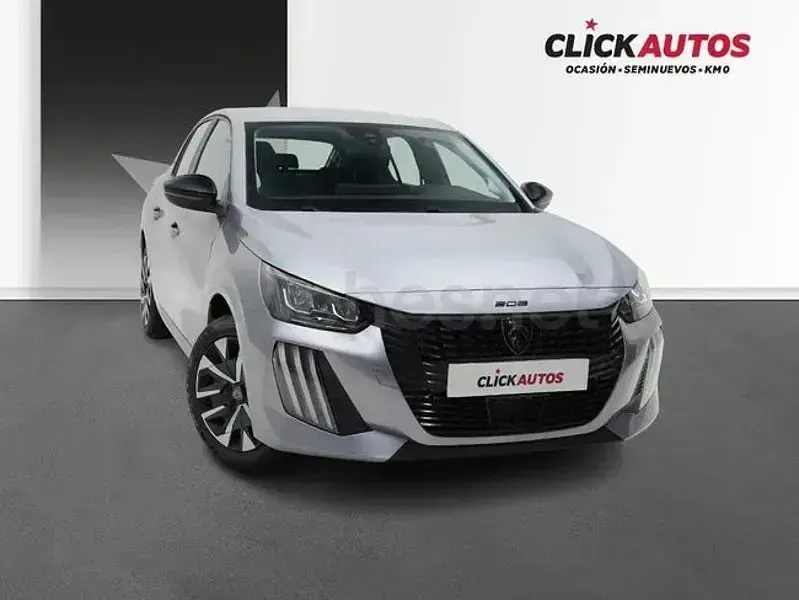 Usado Peugeot 208 Style 100 CV (73 kW) 2025 Gris / plata Utilitario