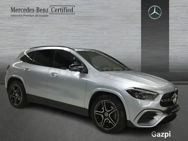 Nuevo Mercedes GLA200 163 CV (119 kW) 2026 Gris / plata SUV