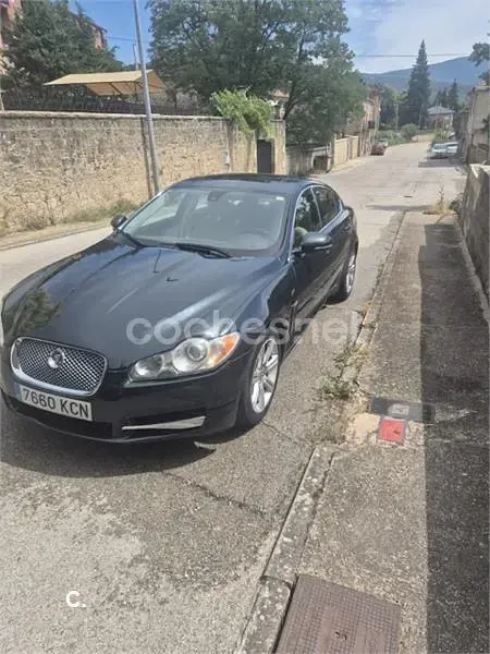 Usado Jaguar XF Luxury 211 CV (155 kW) 2011 Negro Berlina