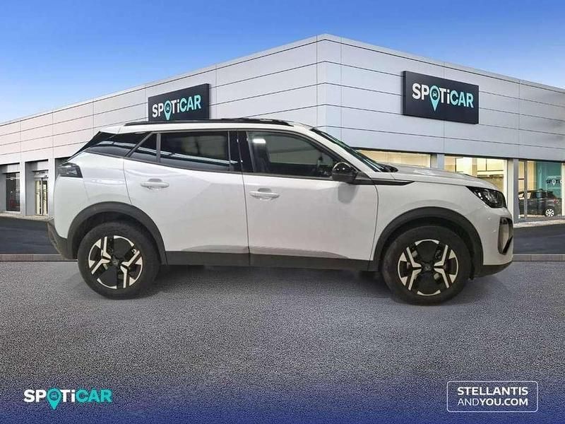 Usado Peugeot 2008 Allure 137 CV (100 kW) 2024 Blanco SUV