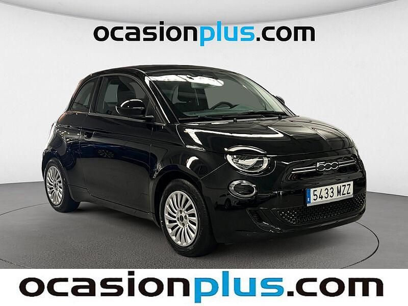 Usado Fiat 500e Action 69 kW (95 CV) 2022 Negro Utilitario