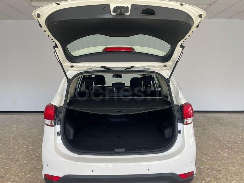 Usado Kia Carens 115 CV (84 kW) 2013 Blanco Monovolumen