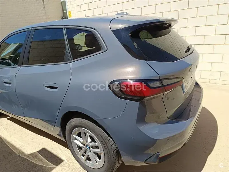 Usado BMW 220 170 CV (125 kW) 2023 Gris / plata Familiar