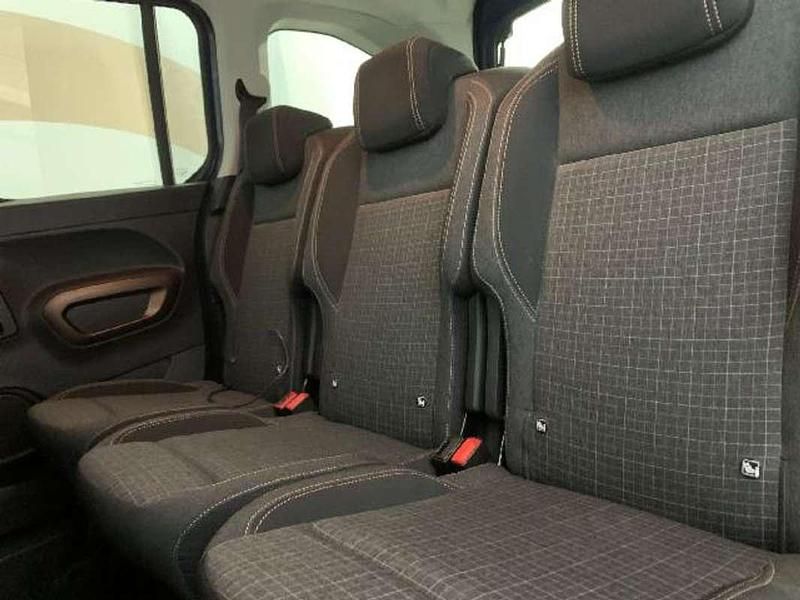 Usado Peugeot Rifter GT-line 131 CV (96 kW) 2019 Azul Monovolumen