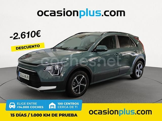 Gris / plata Usado 2023 Kia Niro SUV | 23.490 € (Precio justo) - Imagen 1/4