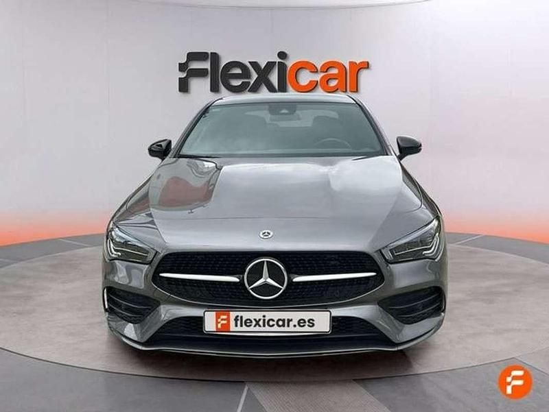Usado Mercedes CLA200 163 CV (119 kW) 2022 Gris Berlina