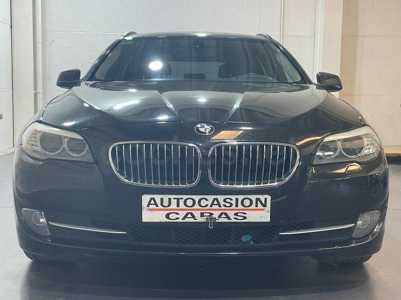 Usado BMW 520 184 CV (135 kW) 2011 Negro Familiar