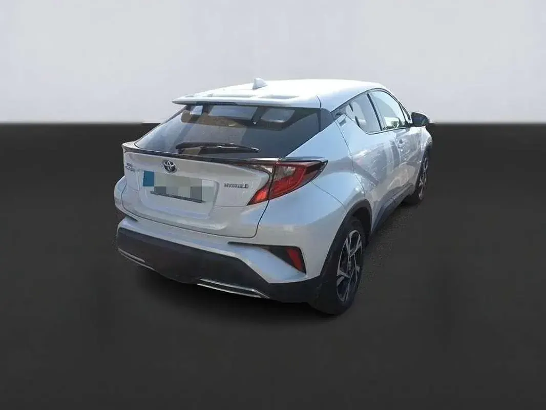 Usado Toyota C-HR+ Advance 152 CV (111 kW) 2024 Blanco SUV