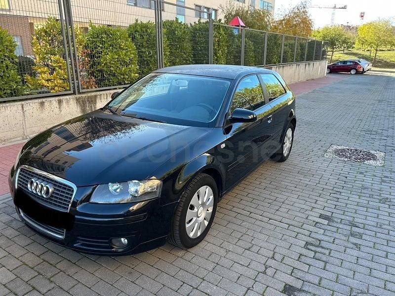 Usado Audi A3 Attraction 115 CV (84 kW) 2007 Negro Utilitario