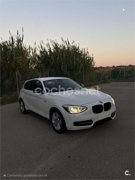 Blanco Usado 2014 BMW 114 Comfort Edition Utilitario | 8850 € (Buen precio) - Imagen 1/4